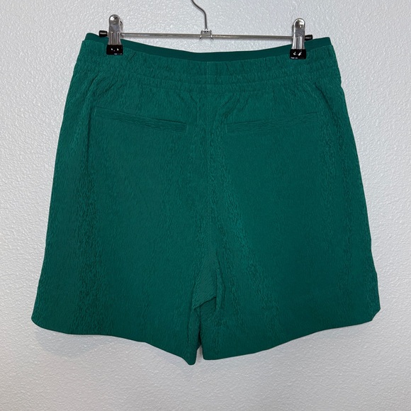 Athleta Echo Shorts Green 6 - Picture 5 of 5